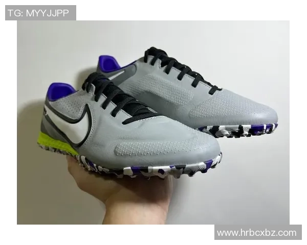 传奇9足球鞋球星上脚解析：顶级球员如何选择与表现