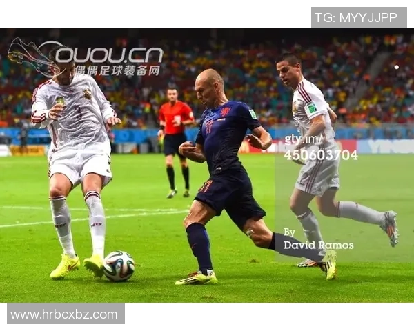 定制足球球星专属鞋价格解析各大品牌与款式差异